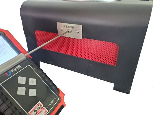 Instrument d'étalonnage de la sonde pour les données du capteur de température de surface de laboratoire noir