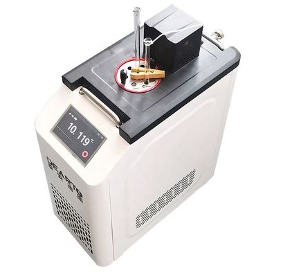 Contrôle numérique par écran tactile d'huile spéciale Micro Cryostat Circulateur réfrigéré et chauffant Calibrateur cryogénique